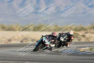 media/Dec-07-2025-CVMA (Sun) [[3e7d2de5dc]]/Race 16-Formula Middleweight/